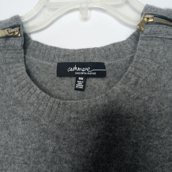 Saks Fifth Avenue cashmere sweater - Picture 4 of 7